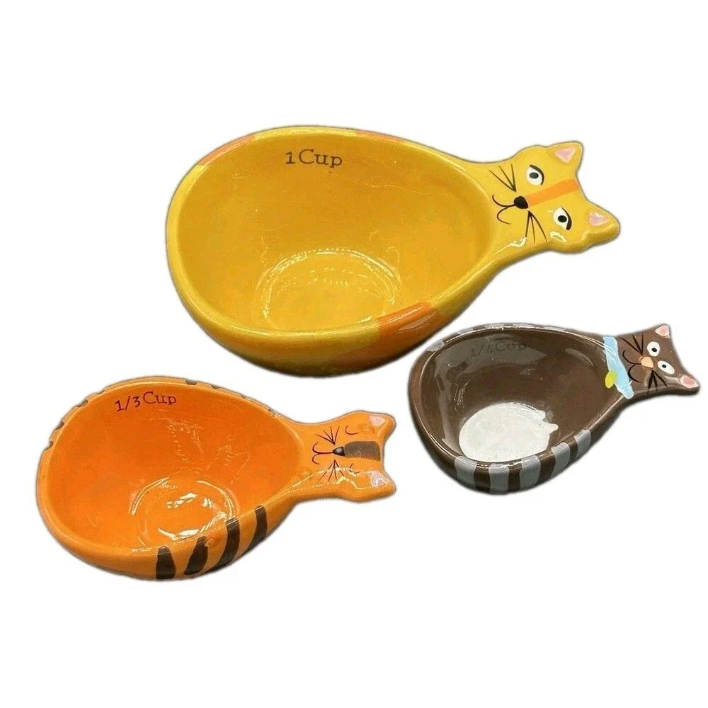 Vintage Cat Measuring Cup Set